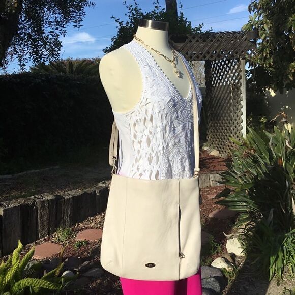 COACH SHOULDER BAG OR CROSSBODY PEBBLE LEATHER - Picture 9 of 10